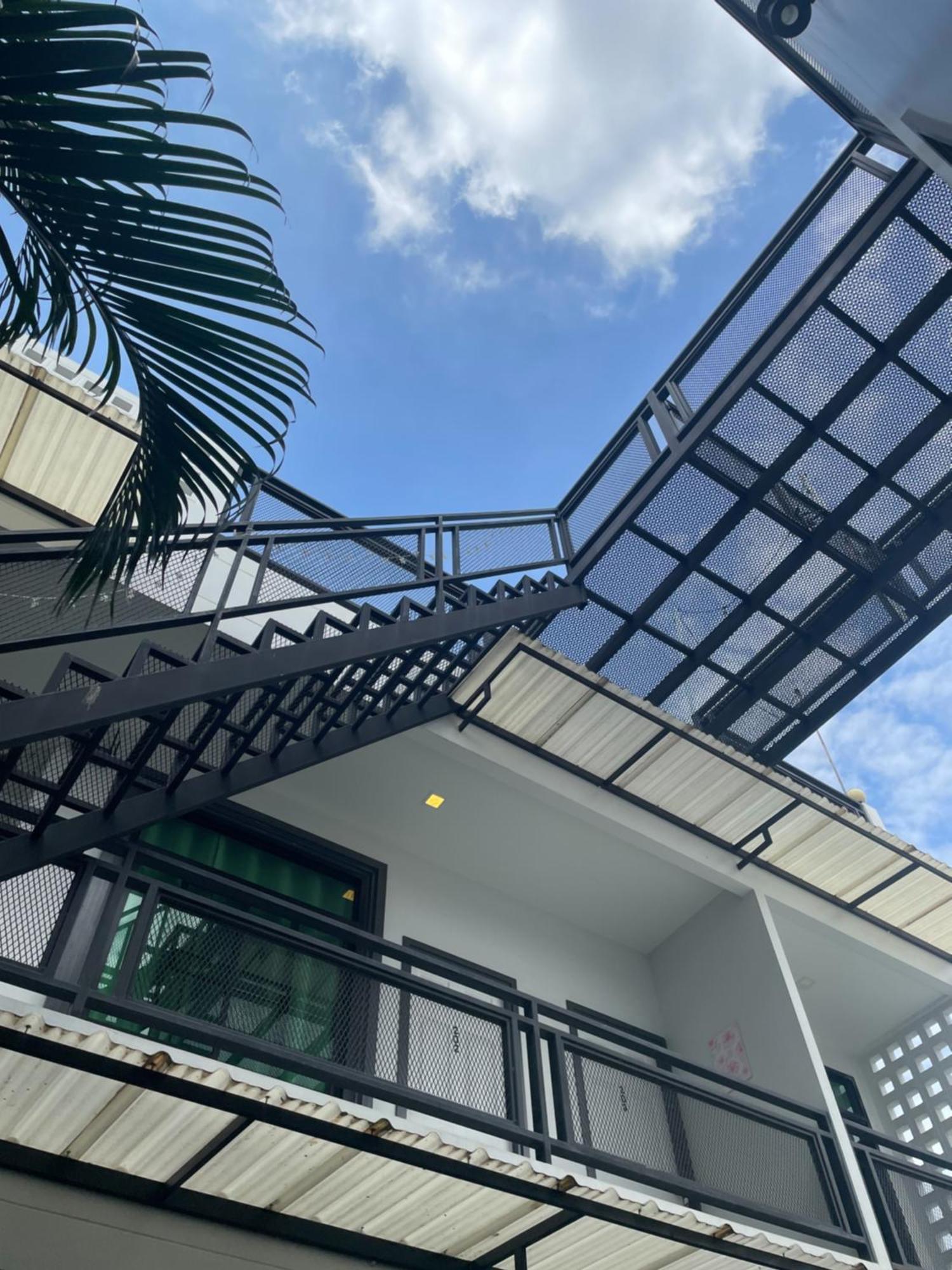 Sky View Home And Hostel Chiangmai Chiang Mai Exterior foto